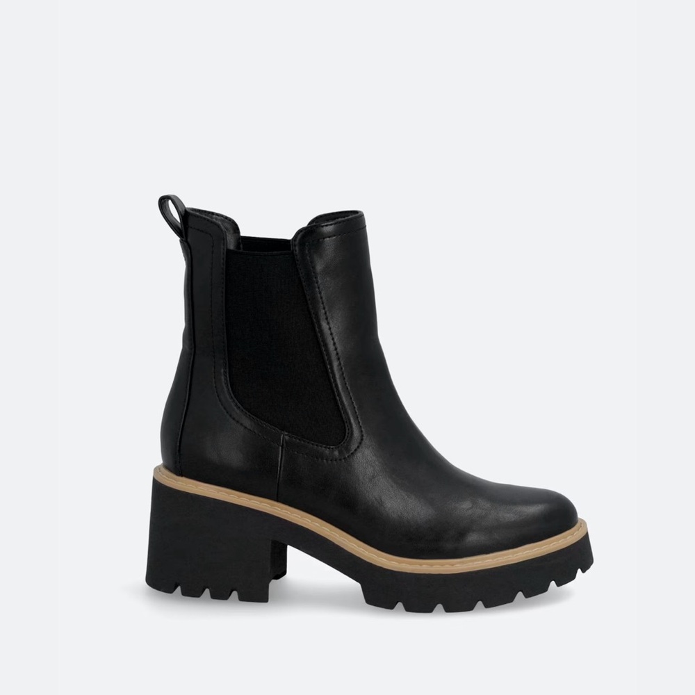 NEW Women’s DV by Dolce Vita Black “Trooper” Chelsea Boots, Size 8.5